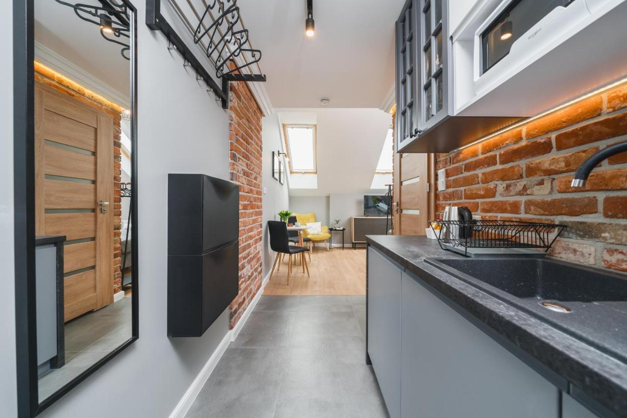 Saint Florian'S Suites - Old Town Luxury Apartments - By Upstairs Krasków Exterior foto