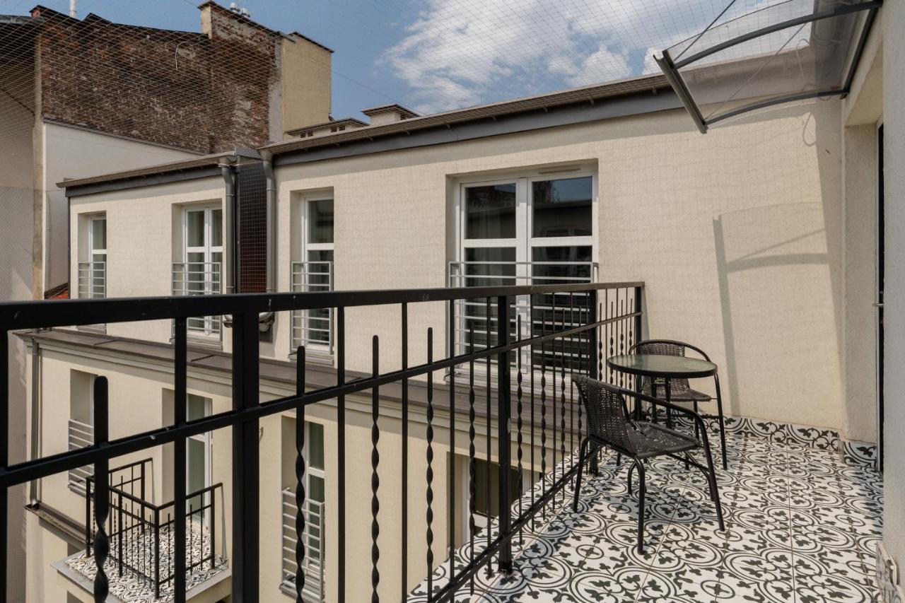 Saint Florian'S Suites - Old Town Luxury Apartments - By Upstairs Krasków Exterior foto