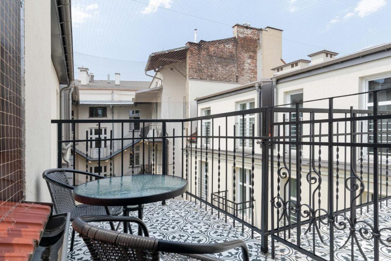 Saint Florian'S Suites - Old Town Luxury Apartments - By Upstairs Krasków Exterior foto