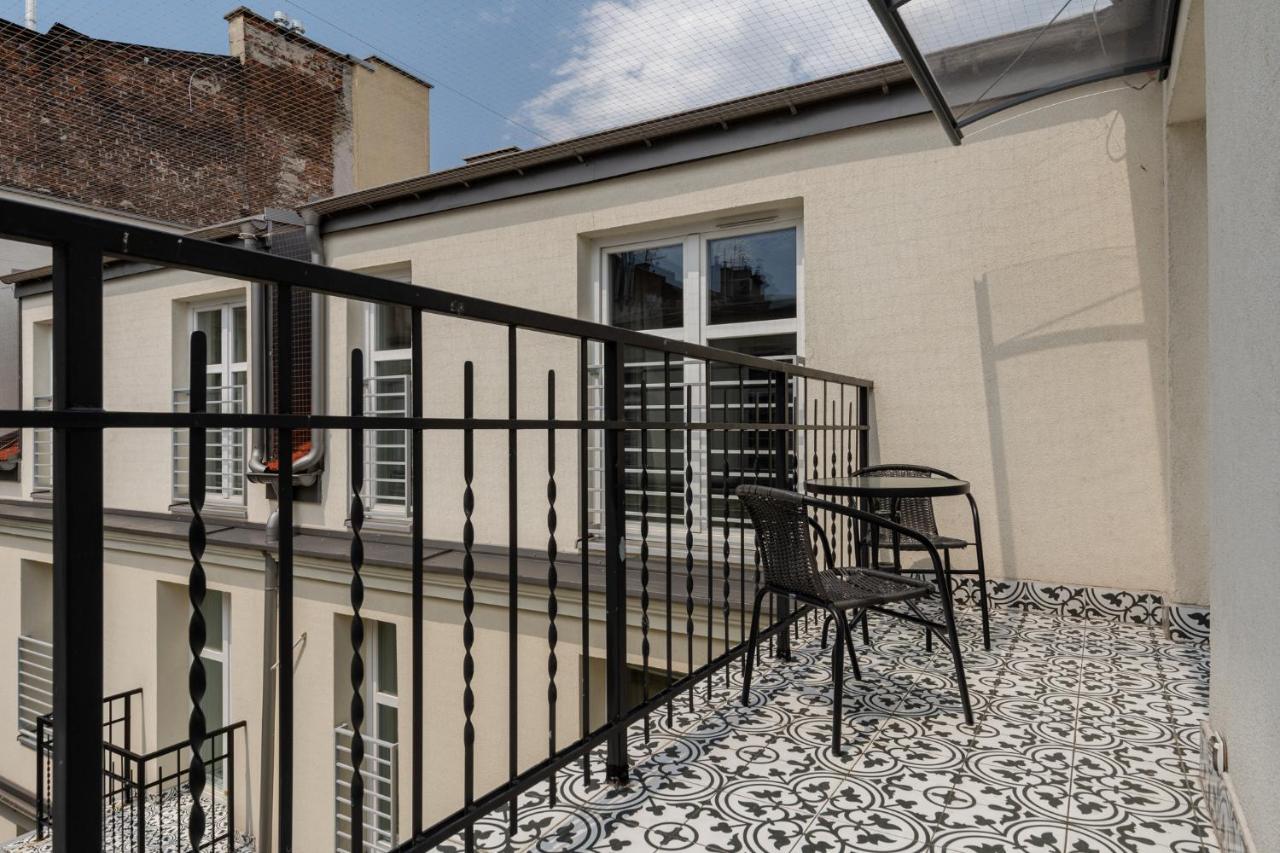Saint Florian'S Suites - Old Town Luxury Apartments - By Upstairs Krasków Exterior foto