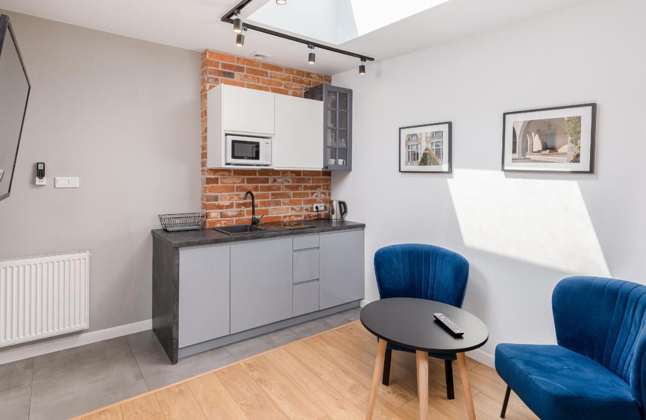 Saint Florian'S Suites - Old Town Luxury Apartments - By Upstairs Krasków Exterior foto