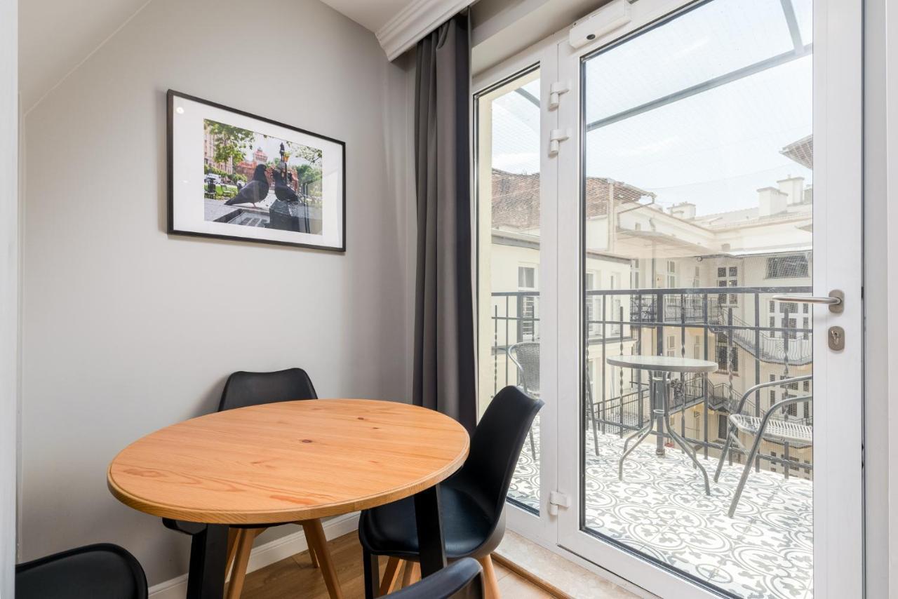 Saint Florian'S Suites - Old Town Luxury Apartments - By Upstairs Krasków Exterior foto