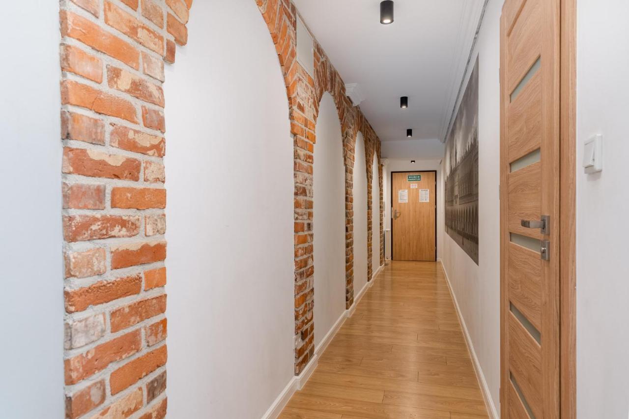 Saint Florian'S Suites - Old Town Luxury Apartments - By Upstairs Krasków Exterior foto