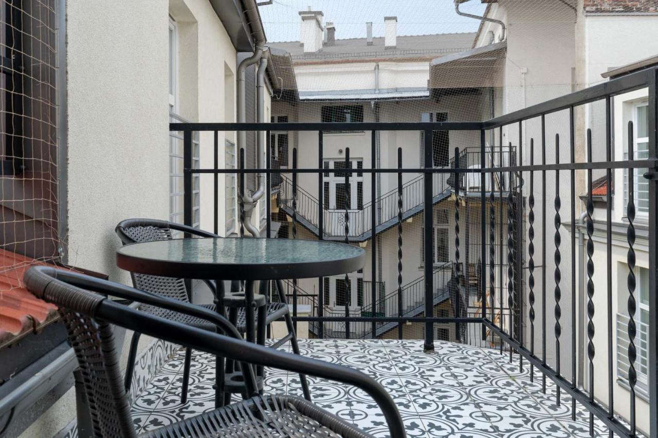 Saint Florian'S Suites - Old Town Luxury Apartments - By Upstairs Krasków Exterior foto
