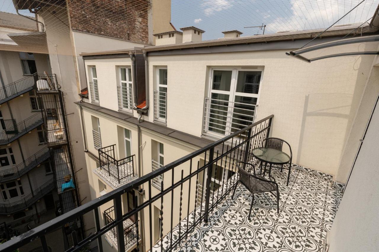 Saint Florian'S Suites - Old Town Luxury Apartments - By Upstairs Krasków Exterior foto
